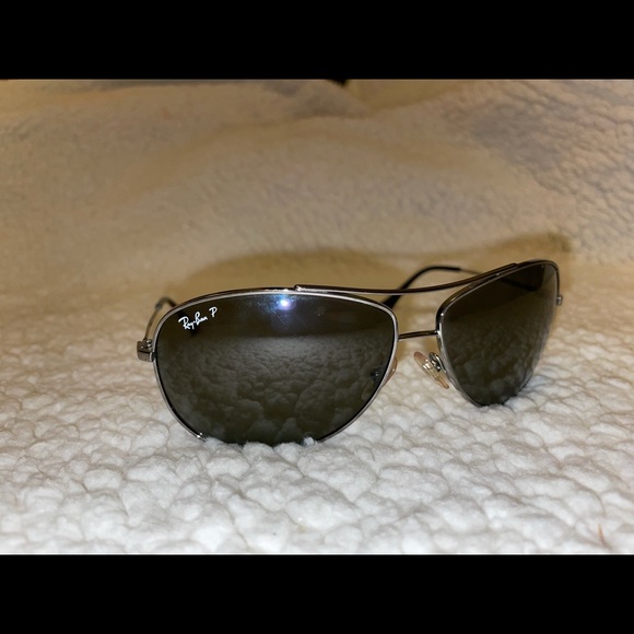 Selling Ray-Bans